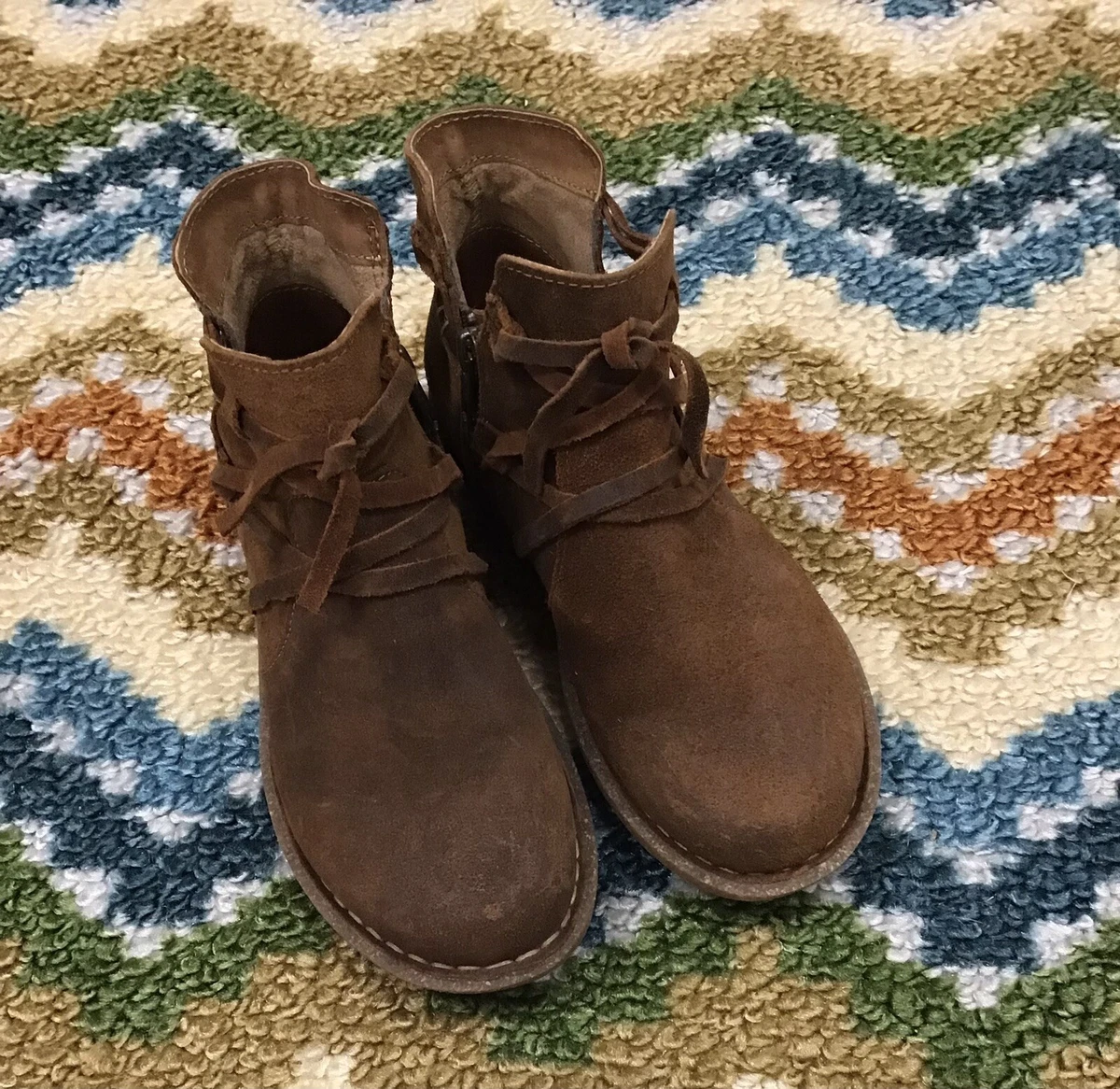 Woman s Brown Born Size 5 Ankle Boots