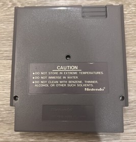 MIKE TYSON PUNCH OUT Early Run con puntos de bala blancos en etiqueta Nintendo NES
