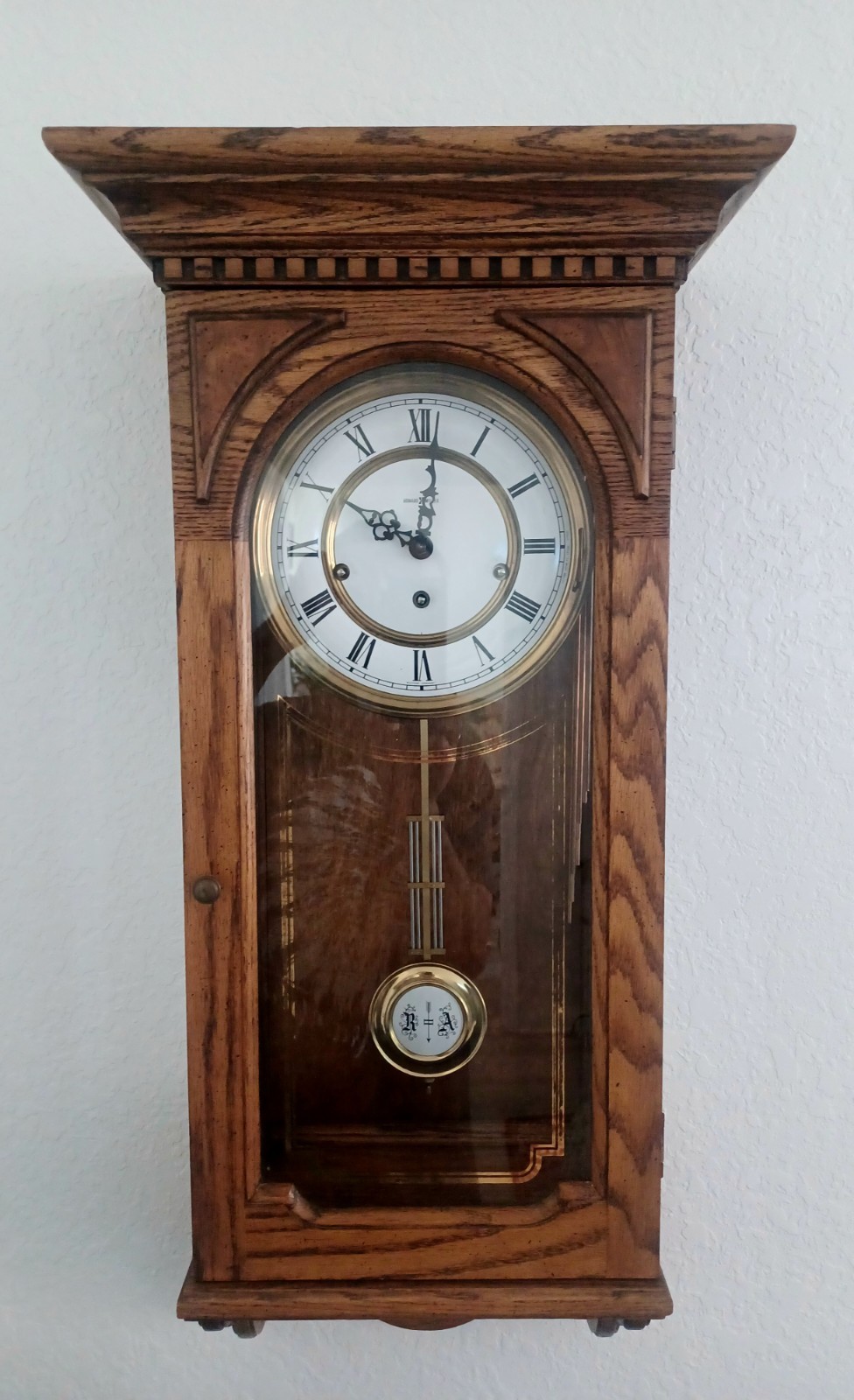 FALL SALE! Howard Miller Triple Chime LARGE Wall Clock - 612-575-GOOD COND!