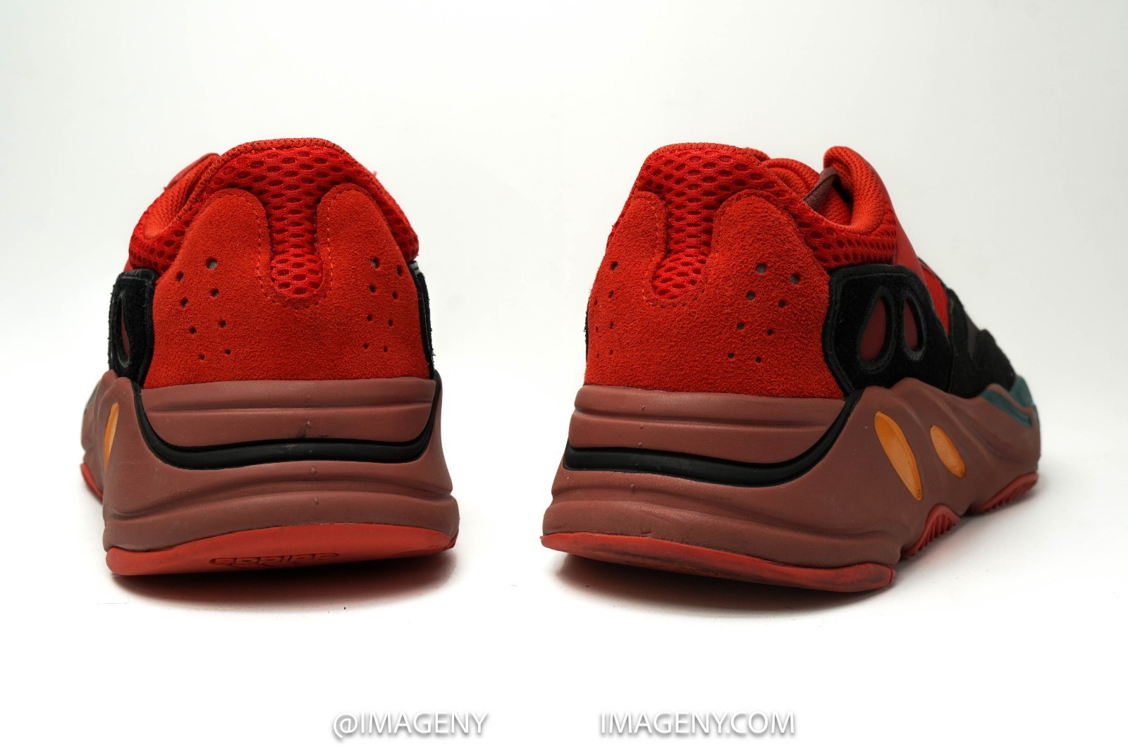 ADIDAS YEEZY BOOST 700 USED SIZE 11 HI RES RED HQ6979 thumbnail 5