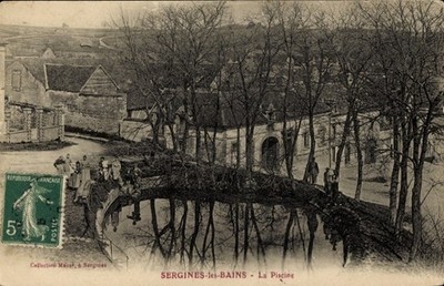 Postcard Sergines les Bains Yonne, La Piscine, Swimming Pool - 5012043