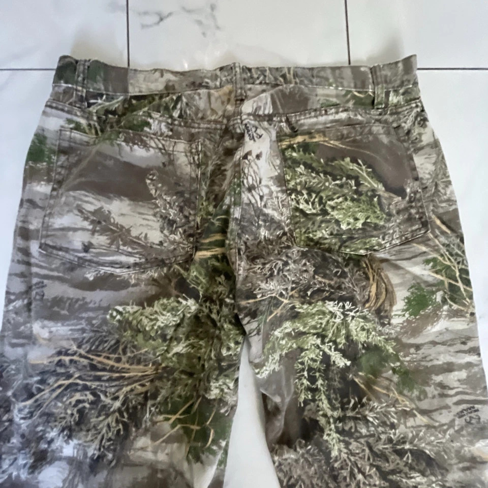 Realtree MAX-1 XT® Men’s 5-Pocket Camo Pant in Tree Brush Mens 38X30 EUC - Image 2 of 4