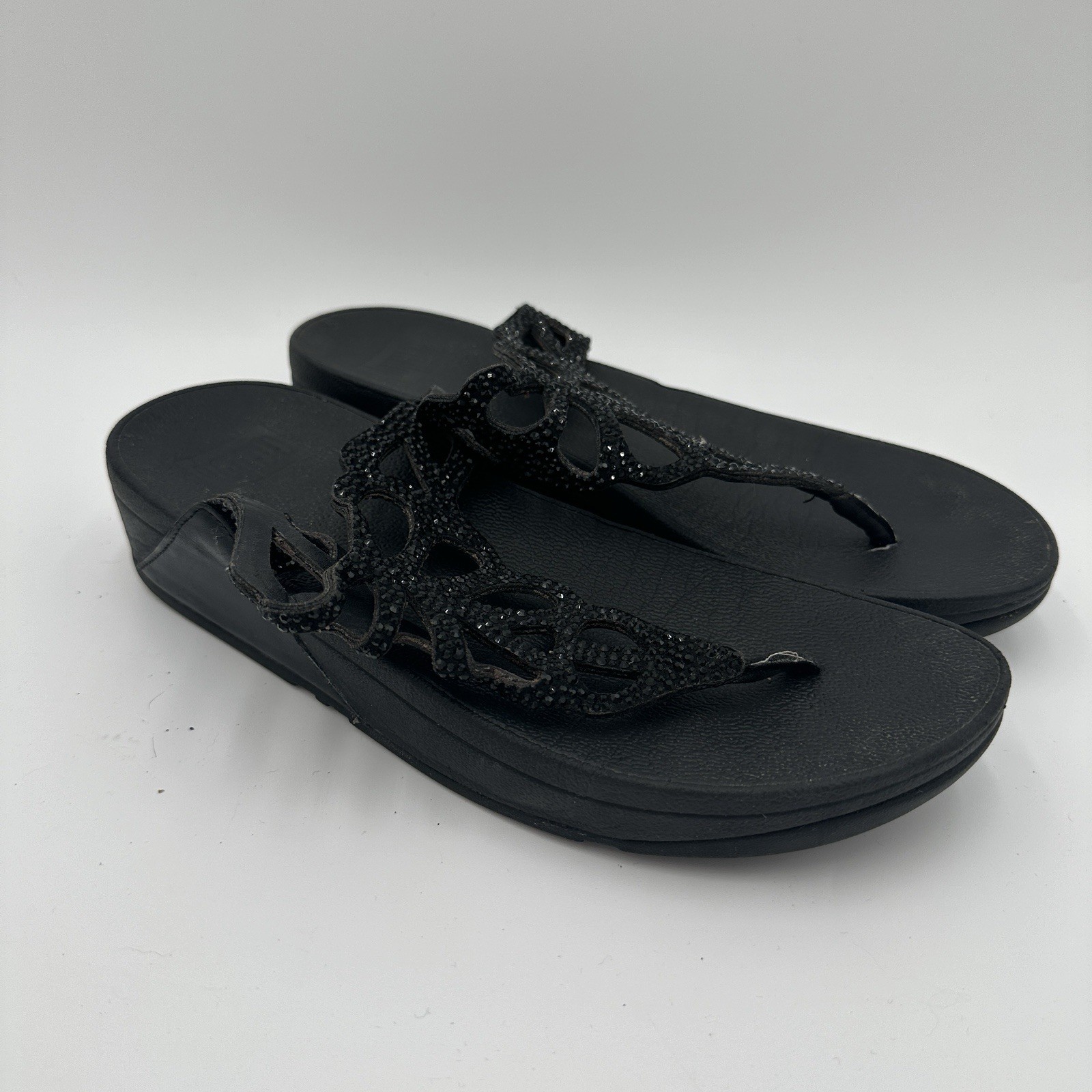 FitFlop Sandals Women’s Size 8 Black Rhinestone Thong Slip On Comfort Casual