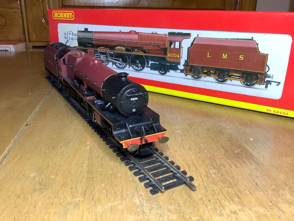 Hornby R2313 LMS 4-6-2 Princess Royal Class Loco 6204 Princess Louise - Image 3 of 4