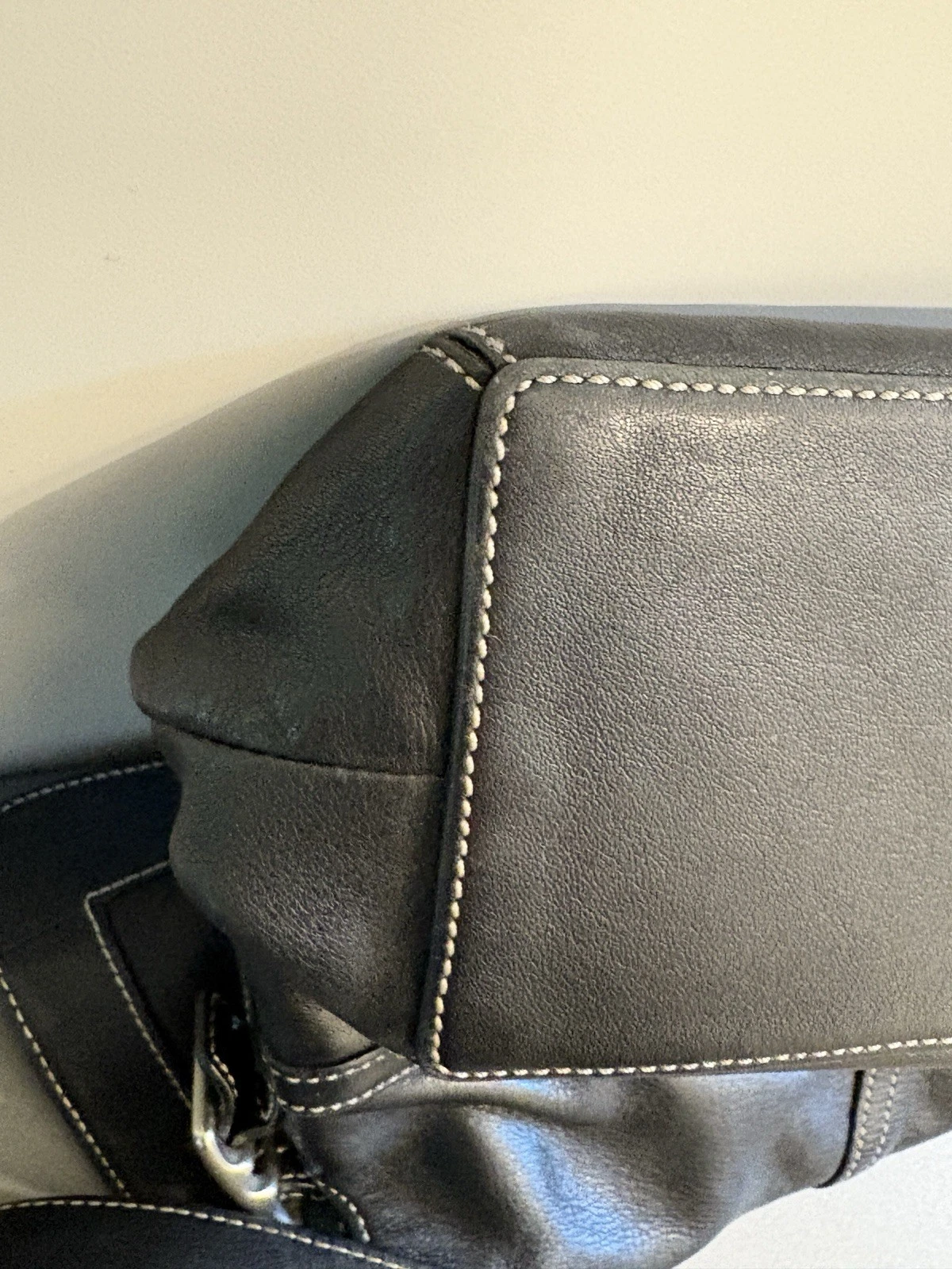 Borsa a tracolla Coach Hampton in pelle nera 9570 tracolla in morbida pelle vintage