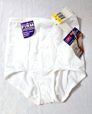 BALI THINNER BY INCHES FIRM CONTROL BRIEF SIZE MEDIUM NEW OLD STOCK