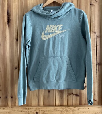 nike hoodie with kangaroo pocket