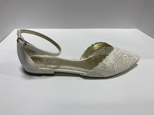 adrianna papell flats