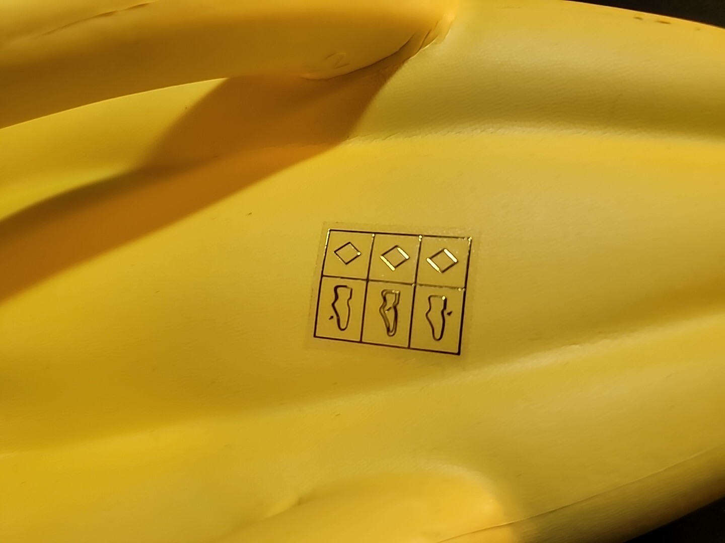 PANTOFOLA D’ORO Infradito giallo brillante a forma di banana uniche e insolite spesse e confortevoli