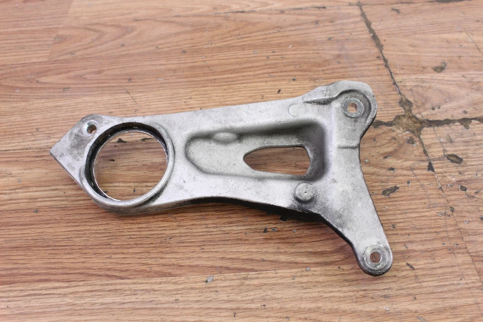 2015 SKI-DOO SUMMIT X 800R XM Driven Pulley Jackshaft Support - Image 2 of 4