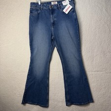 Wrangler High-Rise Fierce Flare Women  s Blue Jeans Size 12/31x32 NWT