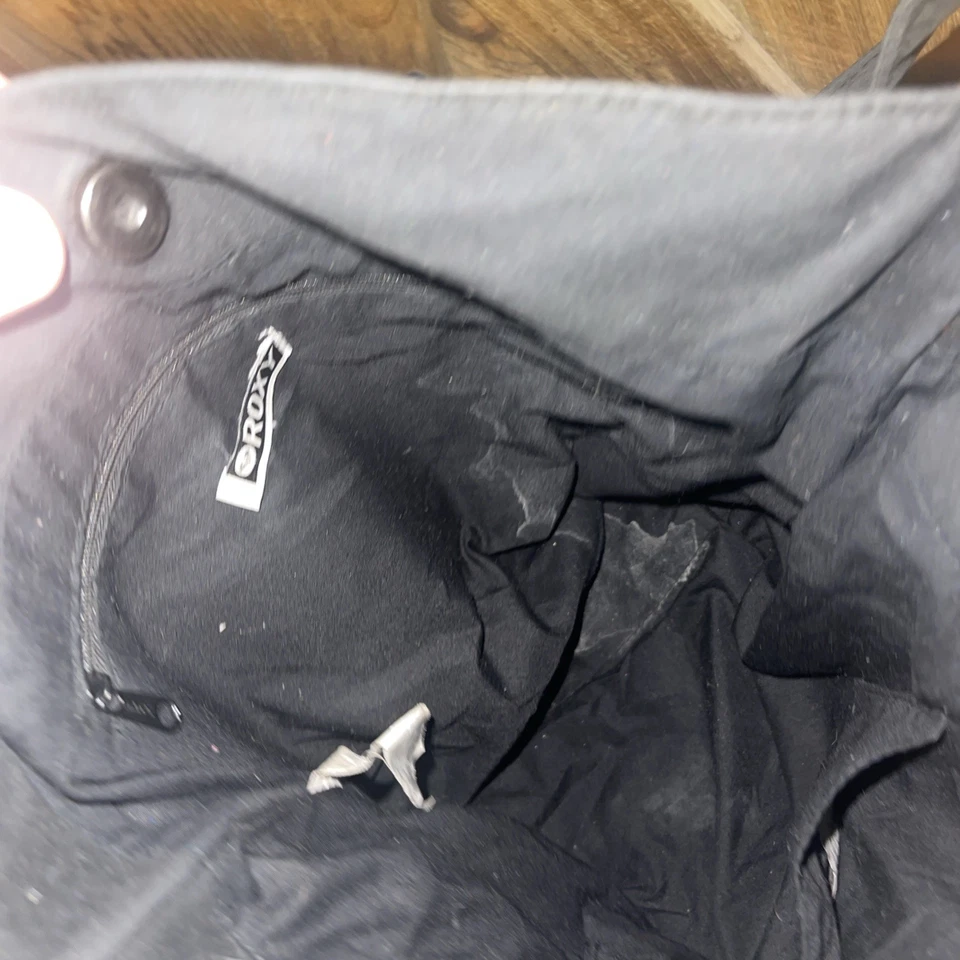 Roxy Hobo Bag Black And White Snowflakes - Image 3 of 4