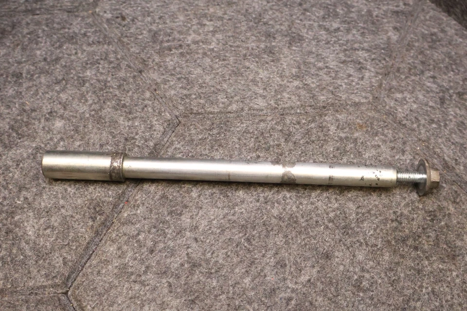 HUSQVARNA SVARTPILEN 401 HUSILLO RUEDA DELANTERA 2021 ARTÍCULO OEM Foto 2 de 4