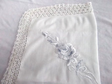 vtg hanky large 19in square crochet edge embroidered Rose