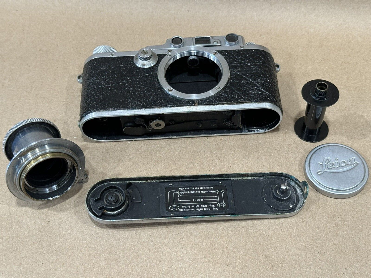 Leica IIIa 1935 SM Camera w/ matching 50mm 5cm Leitz Elmar Leica IIIa 1935 SM Camera w/ matching 50mm 5cm Leitz Elmar
