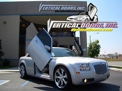 Vertical Lambo Doors on a Chrysler 300 @navarro_345v8 Installed by Ver –  Vertical Doors, Inc.