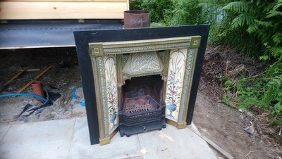 Reproduction Cast Iron Fireplace Vgc Dimensions 1 Meter High X 1