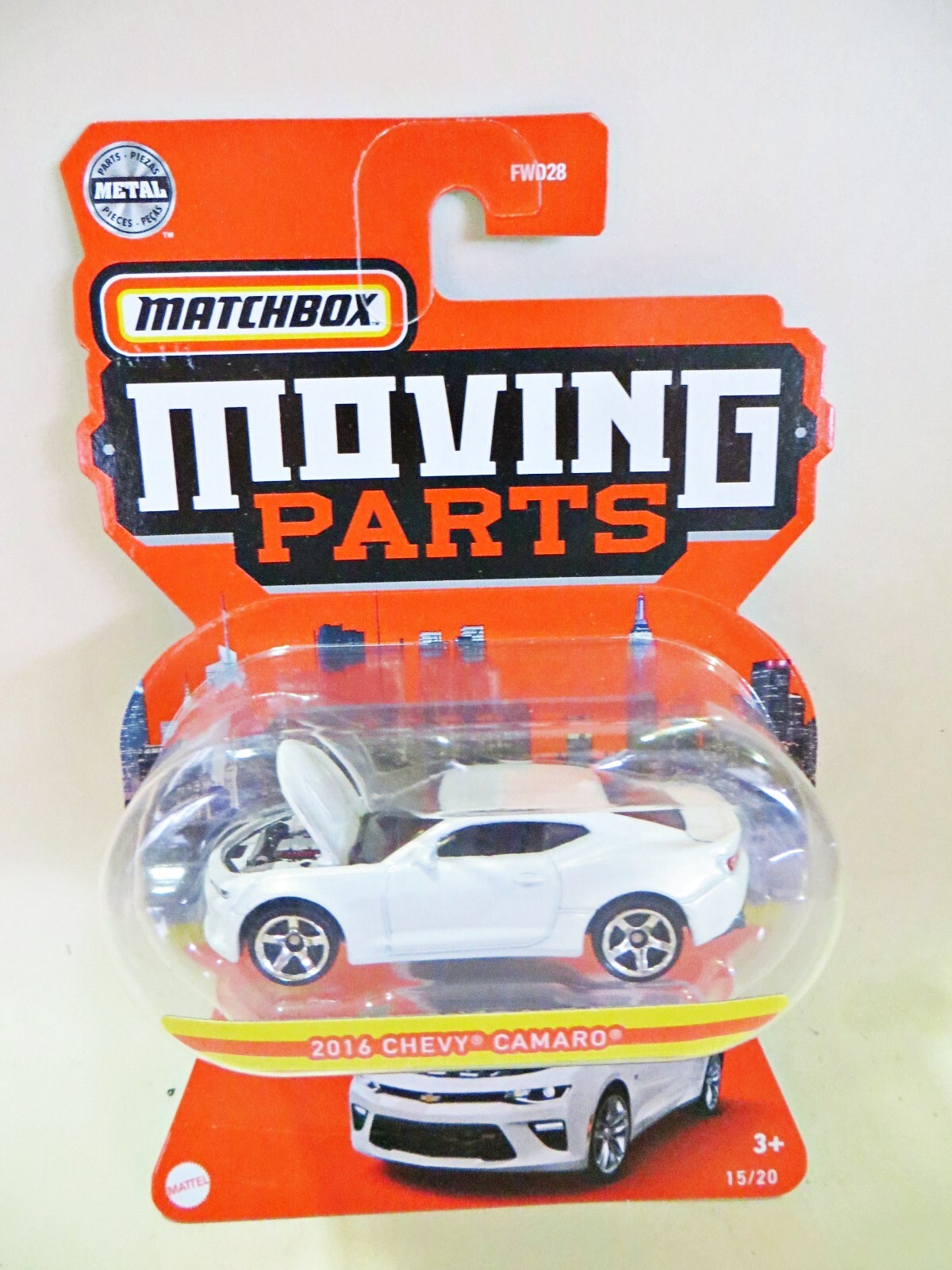 MATCHBOX MOVING PARTS '2016 CHEVY CAMARO' PEARL WHITE. MIB/BOXED/CARDED