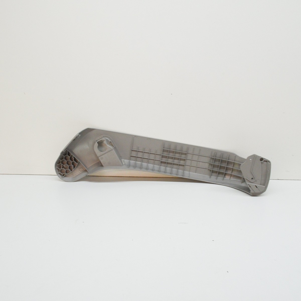 MERCEDES-BENZ E W211 Front Seat Right Outside Cover  