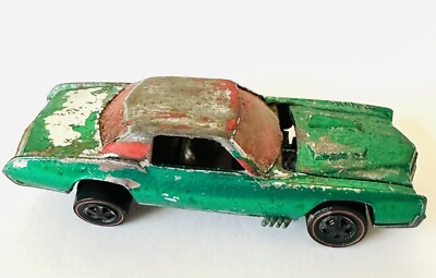 Hot Wheels Redline 1968 Custom Eldorado US Green w Dark Interior Original