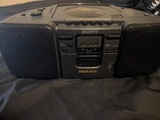 Sony CFD-31 Mega Bass CD Radio Cassette Recorder AM/FM Boombox 1994 NEEDS REPAIR