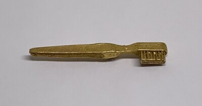 Toothbrush Pin Vintage Toothbrush 3-D Gold-Tone Dentist Dental Hygienist Lapel Pin ...