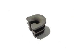 1 PASSAFILO MANICOTTO CON OCCHIELLO STRETTO PER TETSTINA STIHL 40037138300 RI