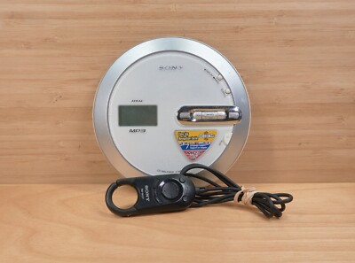 Sony D-NE330 Walkman CD MP3 Atrac Player, with remote control