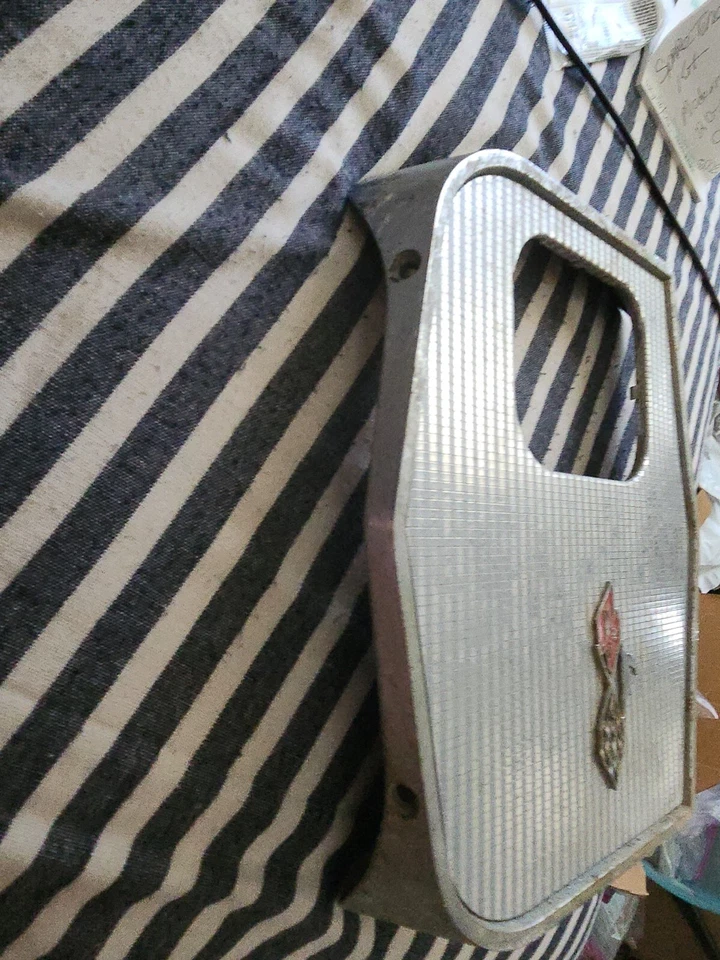 1962 Chevrolet Impala 4 Speed Shift Plate Gm# 3813885 - Image 2 of 4