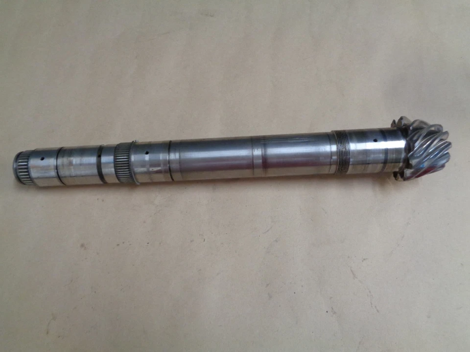 Ferrari 430...Eje de transmisión,,Parte# 197811 Foto 4 de 4