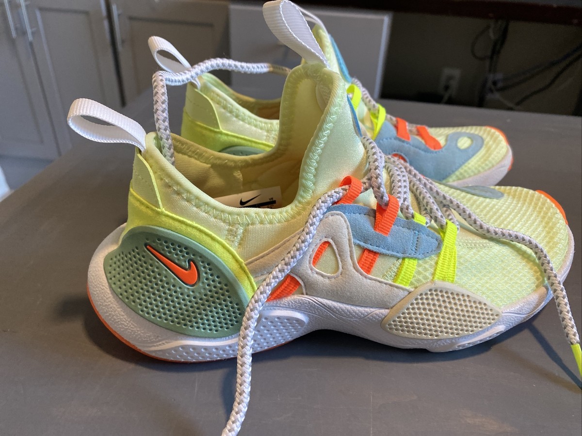 ゆちゃ Huarache E.D.G.E. Premium 'Barely Volt', Youth Sizes 4Y