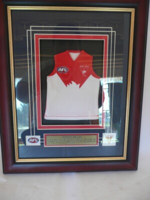 SYDNEY SWANS Musical Framed Mini Jersey Official NEW Needs battery