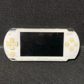 Sony PSP 1000 White NTSC-J Console Monster Hunter Bundle 4 Games Tested