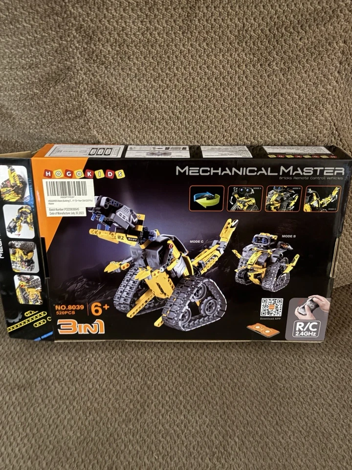 Mechanical Master 3 In 1 RC Robot Dinosaur Car No8039 Remote Control - Image 2 of 4