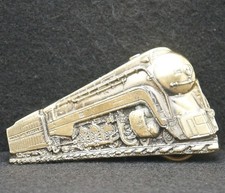 WF03112 NOS VINTAGE 1983 CUT-OUT  TRAIN ENGINE  RAILROAD ARTWORK BELT BUCKLE