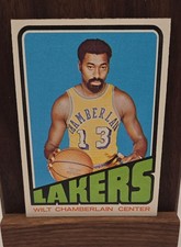 Top Wilt Chamberlain Cards to Collect 12