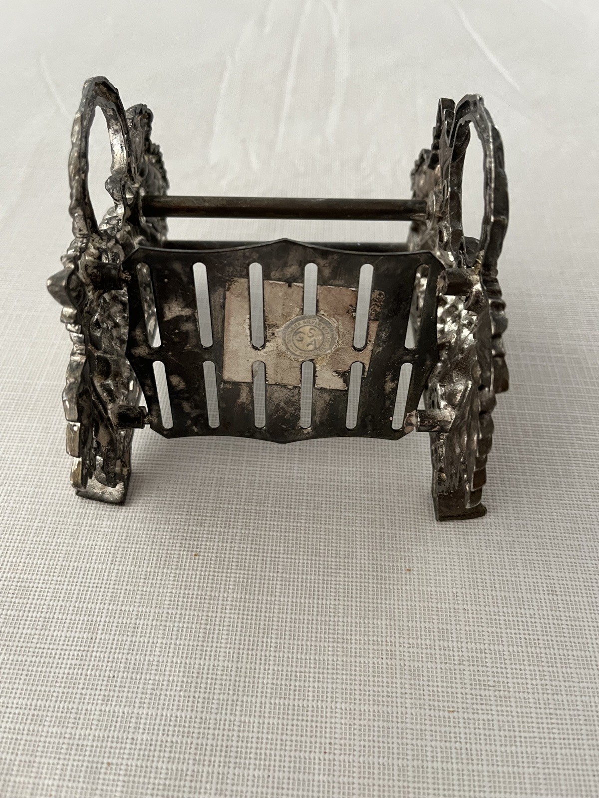 Godinger Silver Plated Grape Leaf Knife Rest / Utensil Holder / Napkin Holder