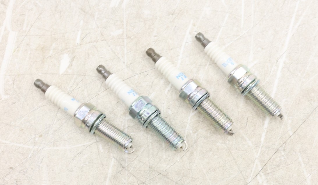 NEW OEM Mitsubishi Spark Plugs Set of 4 1822A063 Lancer 2.0L 2009-2010