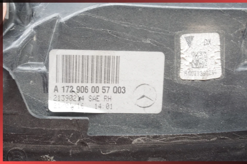 Luz trasera lateral pasajero Mercedes SLK250 SLK300 12-2016 A1729060057 tintada Foto 4 de 4