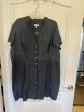 Woman's Dressbarn Short Sleeve/ Button front dress size 22 * no belt 