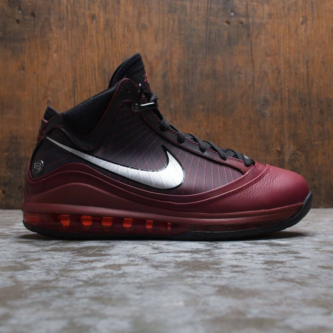 lebron christmas shoes 2019