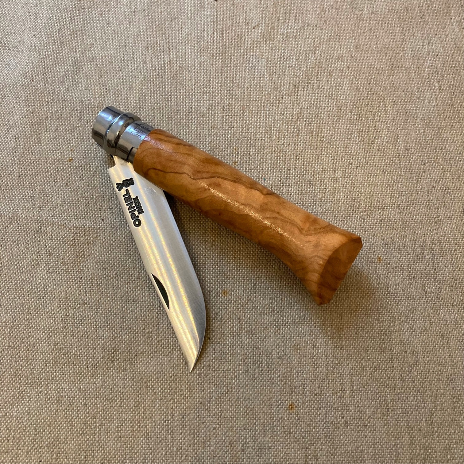 RARE Opinel n°08 en Olivier, lame inox, veinage exceptionnel / NEUF