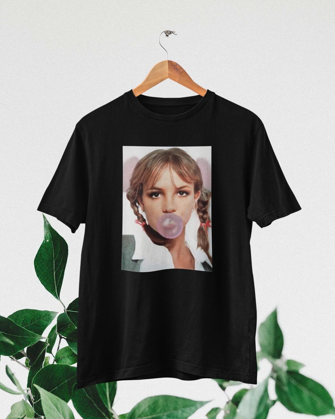 Britney Spears Graphic T-Shirt: 90s Y2K Pop Icon Tee