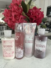 Bath & Body Works WINTERBERRY WONDER Mist/Cream /Shower Gel & Lotion 4 Pieces NE