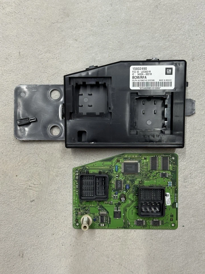 Módulo de control de carrocería Chevy Colorado GMC Canyon 2005-2006 BCM 15802490 programado Foto 2 de 4