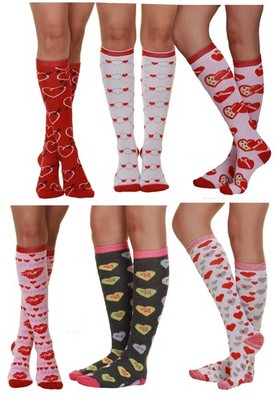 Valentine's Day Soft Crew Socks XOXO Kiss Hug Love 9-11, Knee High St2 