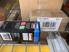 Reese Towpower 7028733 Towing Receiver Reducer Adapter/Class V/From 2-1/2" to 2"