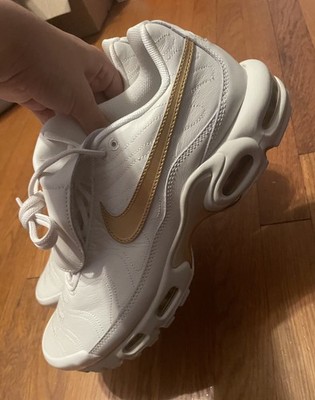Nike Air Max Plus White Gold Low Top Leather Sneaker Men's Athletic Shoes