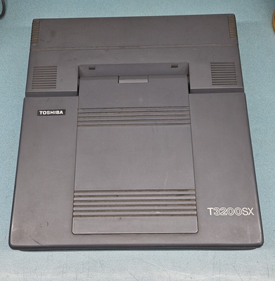 Toshiba T3200SX /120 System Unit Luggable Laptop Orange Gas-Plasma