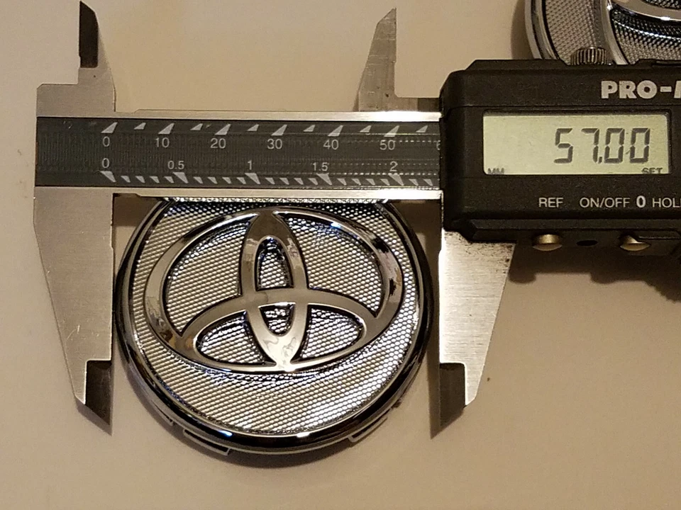 4x Tapacubos centrales llantas toyota logo cromado 57mm prius corolla Foto 3 de 4